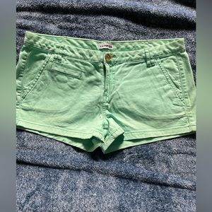 Express Shorts